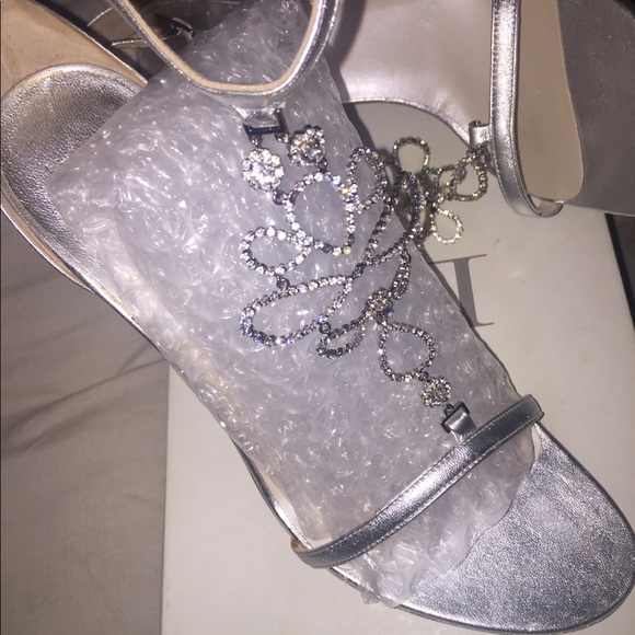 Dior Daisy Evening Sandals - Picture 2 of 6